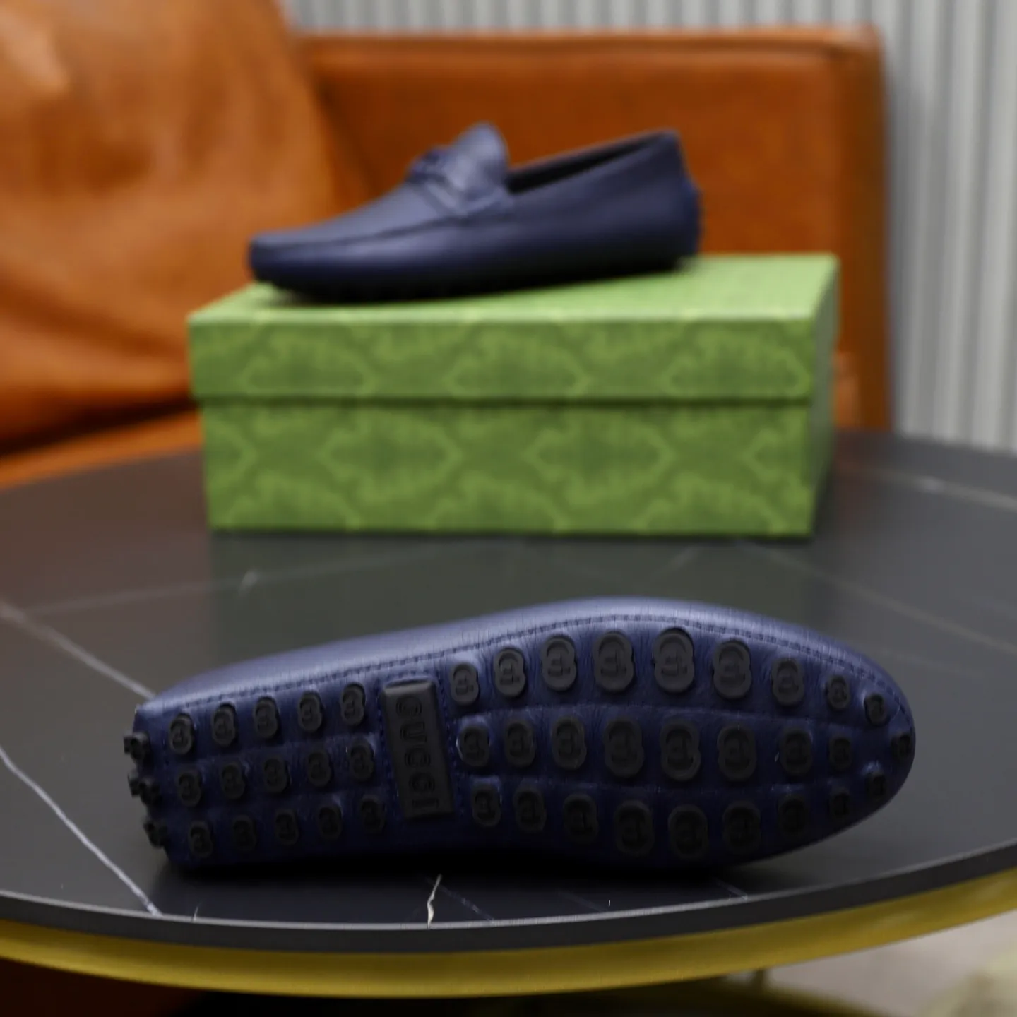 Ex-factory price: 460💰[GUCCI] Gucci ⚠️High-end men’s driving and pedal series ⚠️38-44 (customized for 45) ⚠️All original cowhide leather! Thick and soft! Made entirely of calfskin lining! Rubber sheet anti-slip beanie sole! Three-dimensional package technology! Fashionable and classic! Handicrafts! Original high quality! Feel free to compare!
